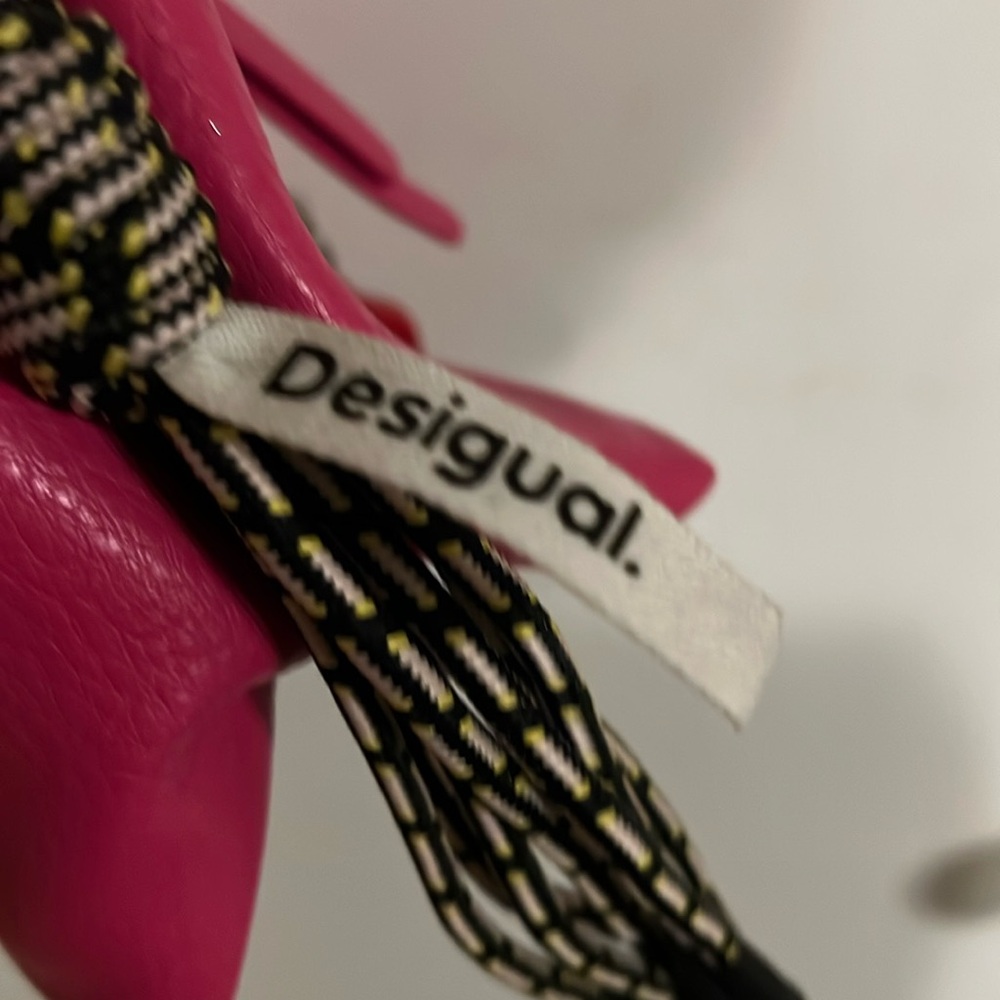 Desigual Pink Crossbody Bag with Textured Finish 🌺must be purchased before 12am - Picture 2 of 16